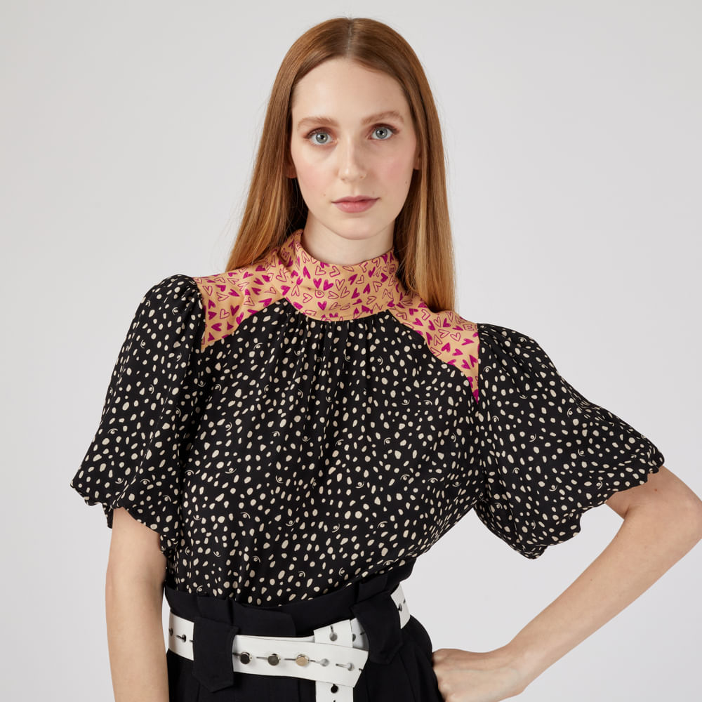 blusa de seda de time