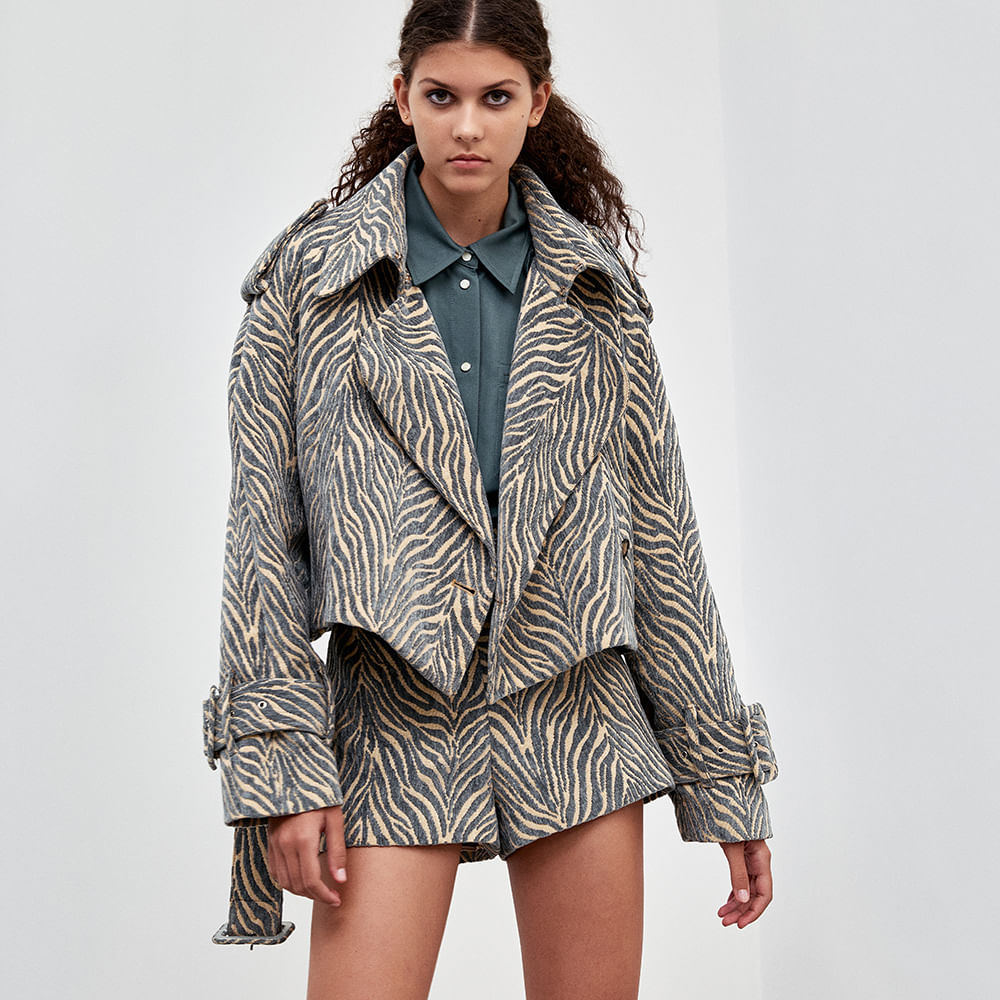 JQ090007_1760_1-JAQUETA-JACQUARD-ZEBRA-BRUNA-NKO