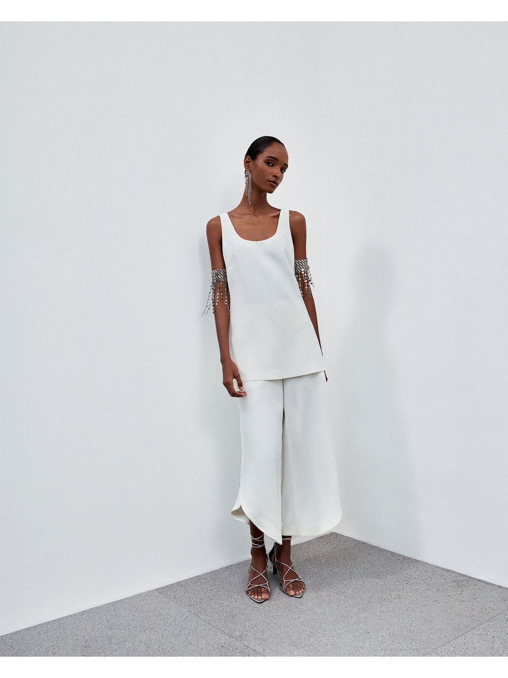 NK — Blusa Crepe Round Gisele