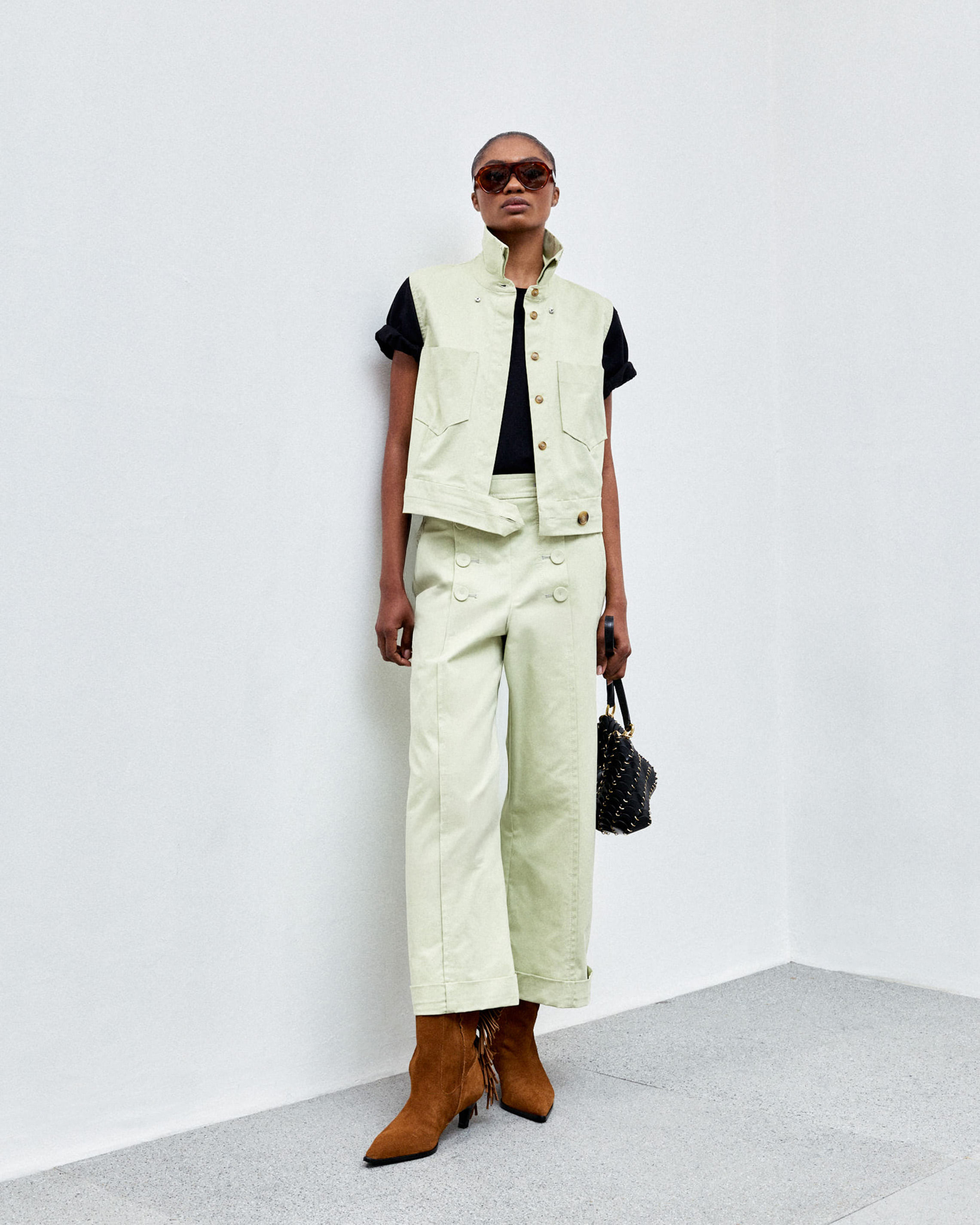 CA170124_10095_1-CALCA-SARJA-PAPER-NICOLE-NKO