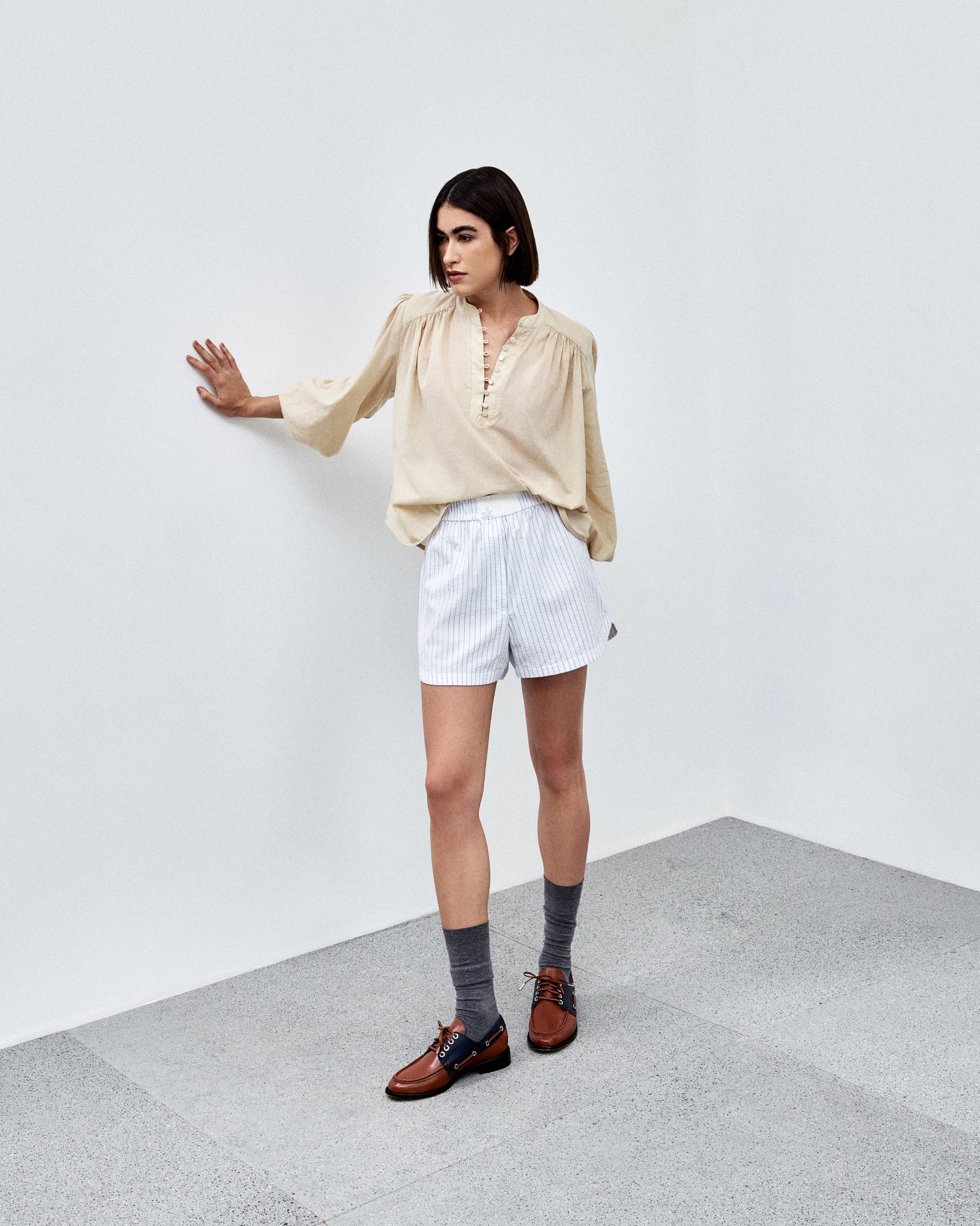 SH122928_9165_1-SHORTS-ANARRUGA-ARI-NKO