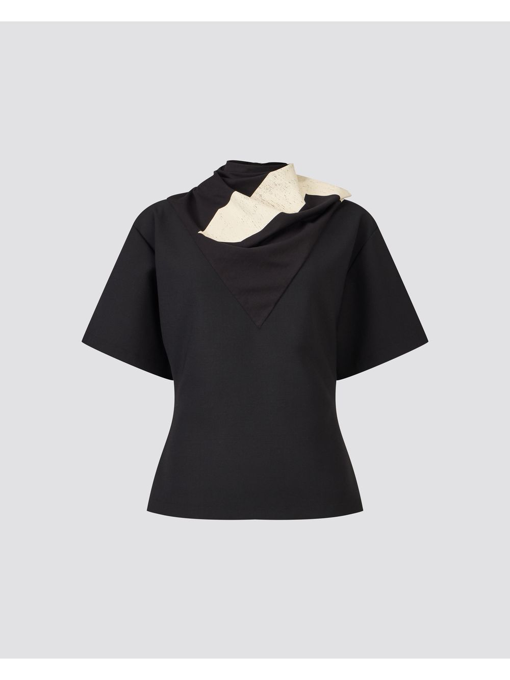 NK — Camiseta Scarf Polywool Courrèges