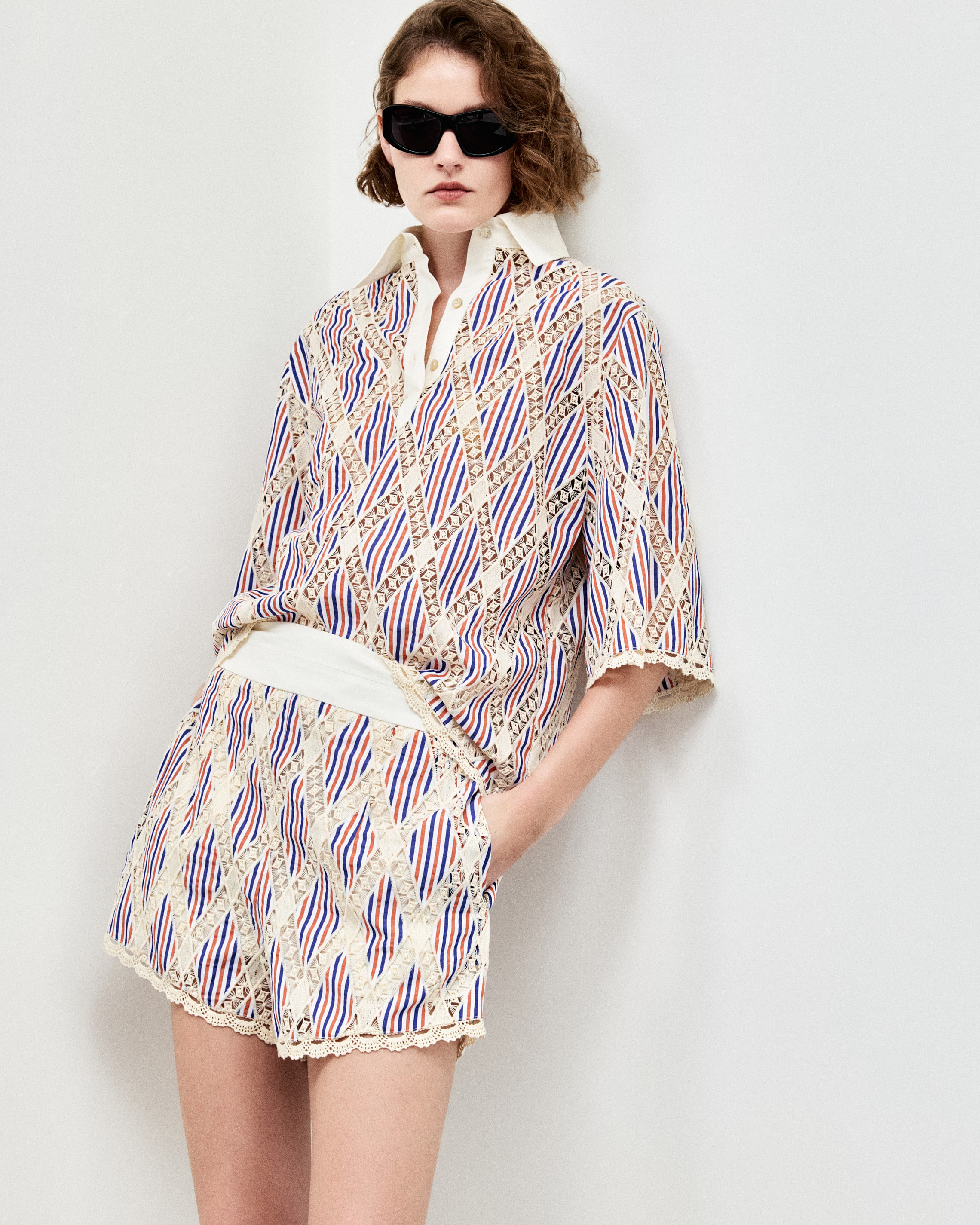 BL050934_0559_1-BLUSA-BORDADO-TRELICA-PIETRA-NKO