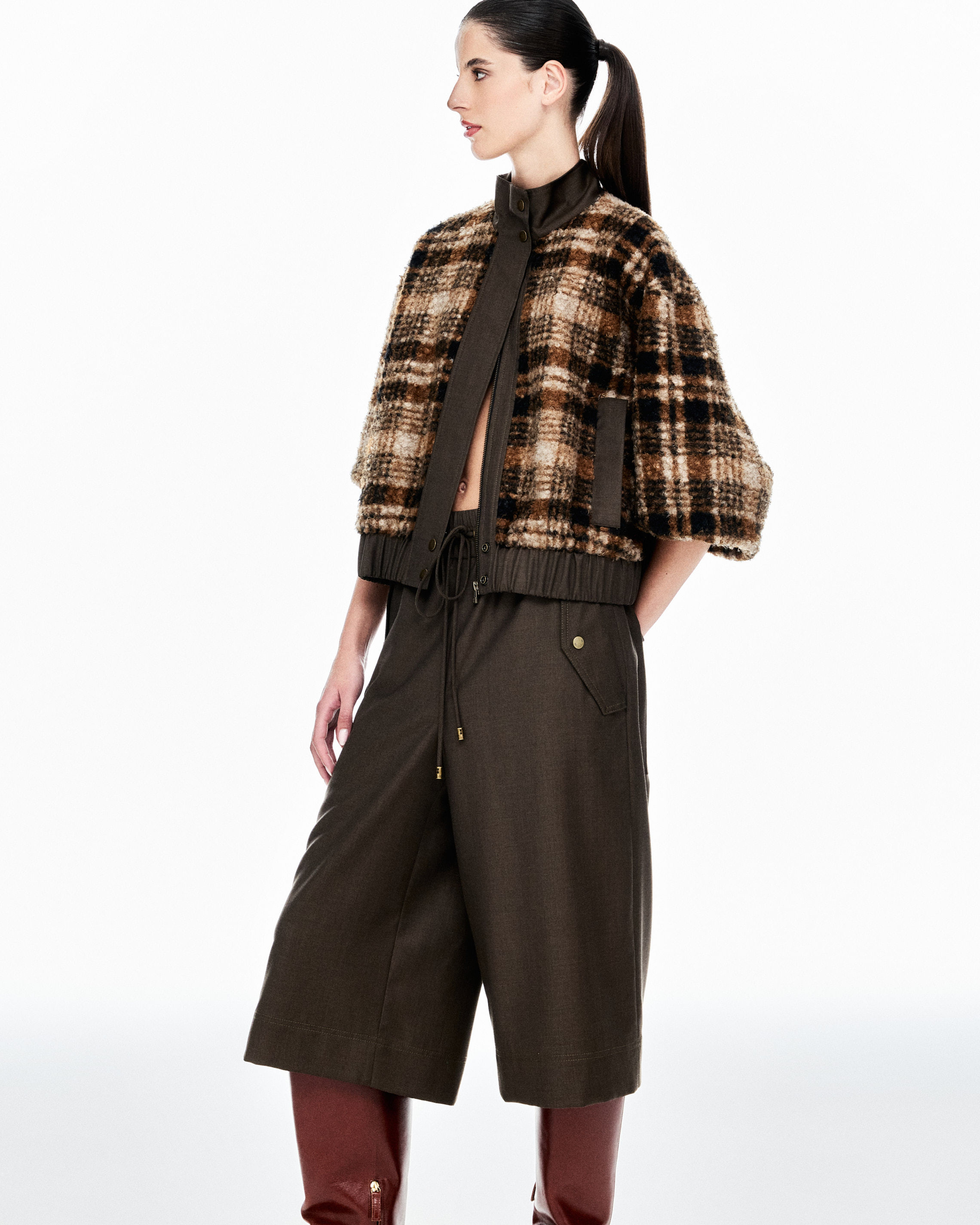 BE010073_1782_1-BERMUDA-ILUSAO-GEORGIA-NKO