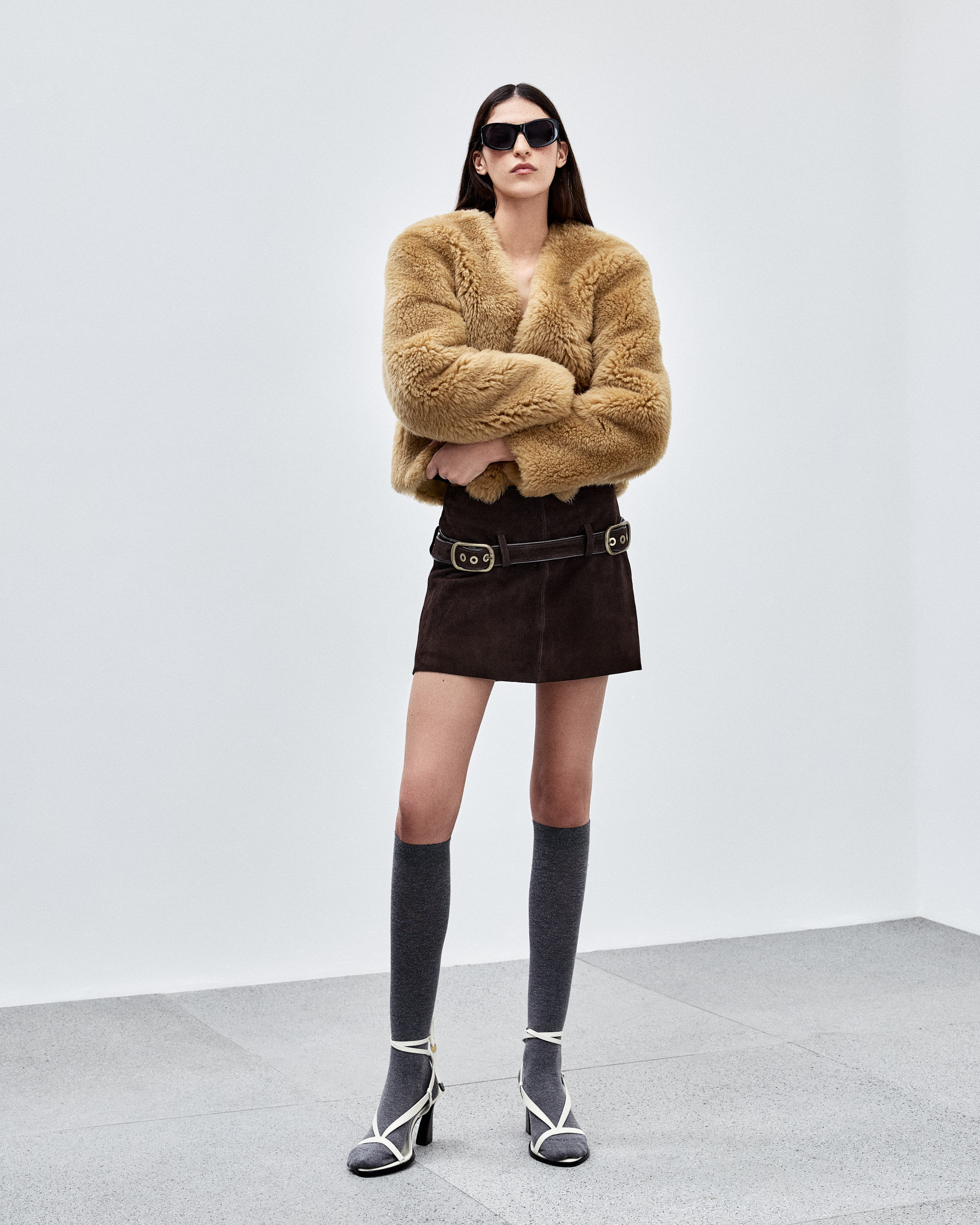 SA180177_10118_1-SAIA-SHORTS-COURO-KALI-NKF