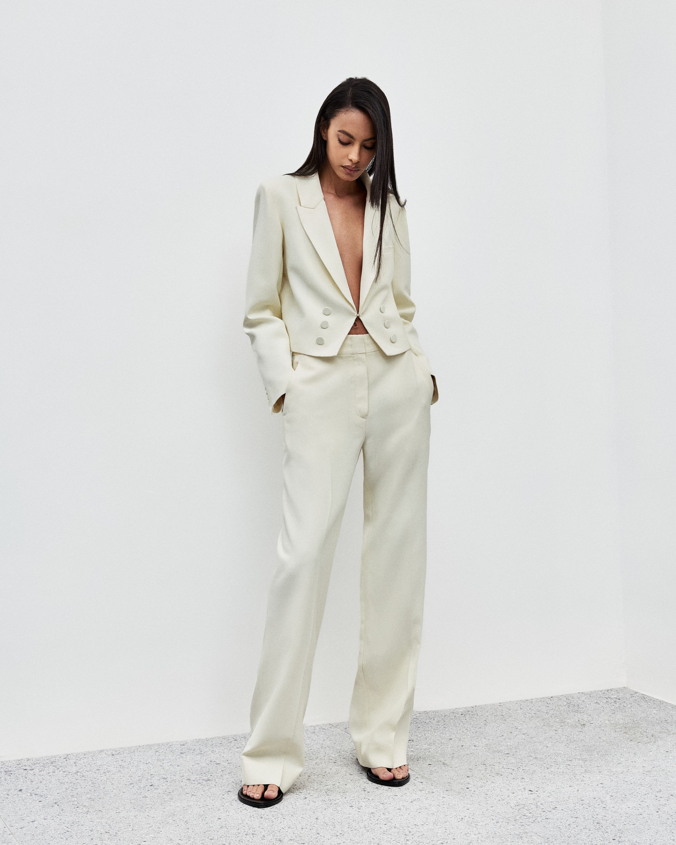 CA331296_10149_1-CALCA-CREPE-CLASSIC-ROSALIE-NKO